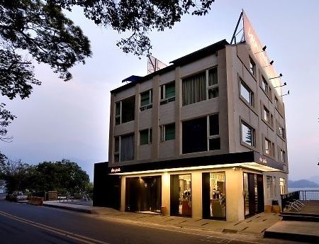 Spa Home Sun Moon Lake Luxury Lakeside Hotel Yuchi Exterior photo