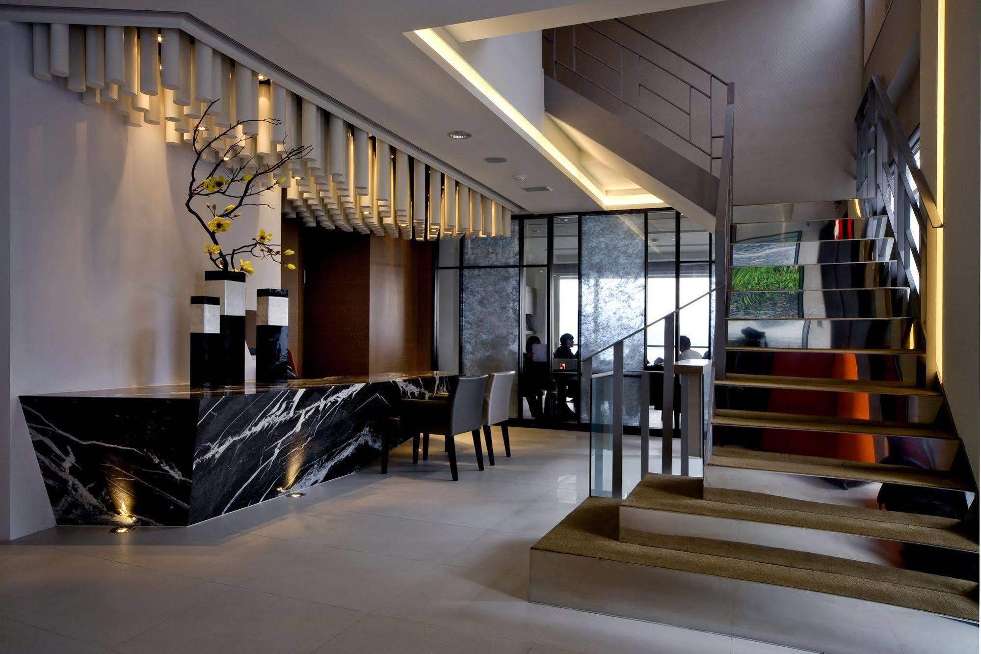 Spa Home Sun Moon Lake Luxury Lakeside Hotel Yuchi Exterior photo
