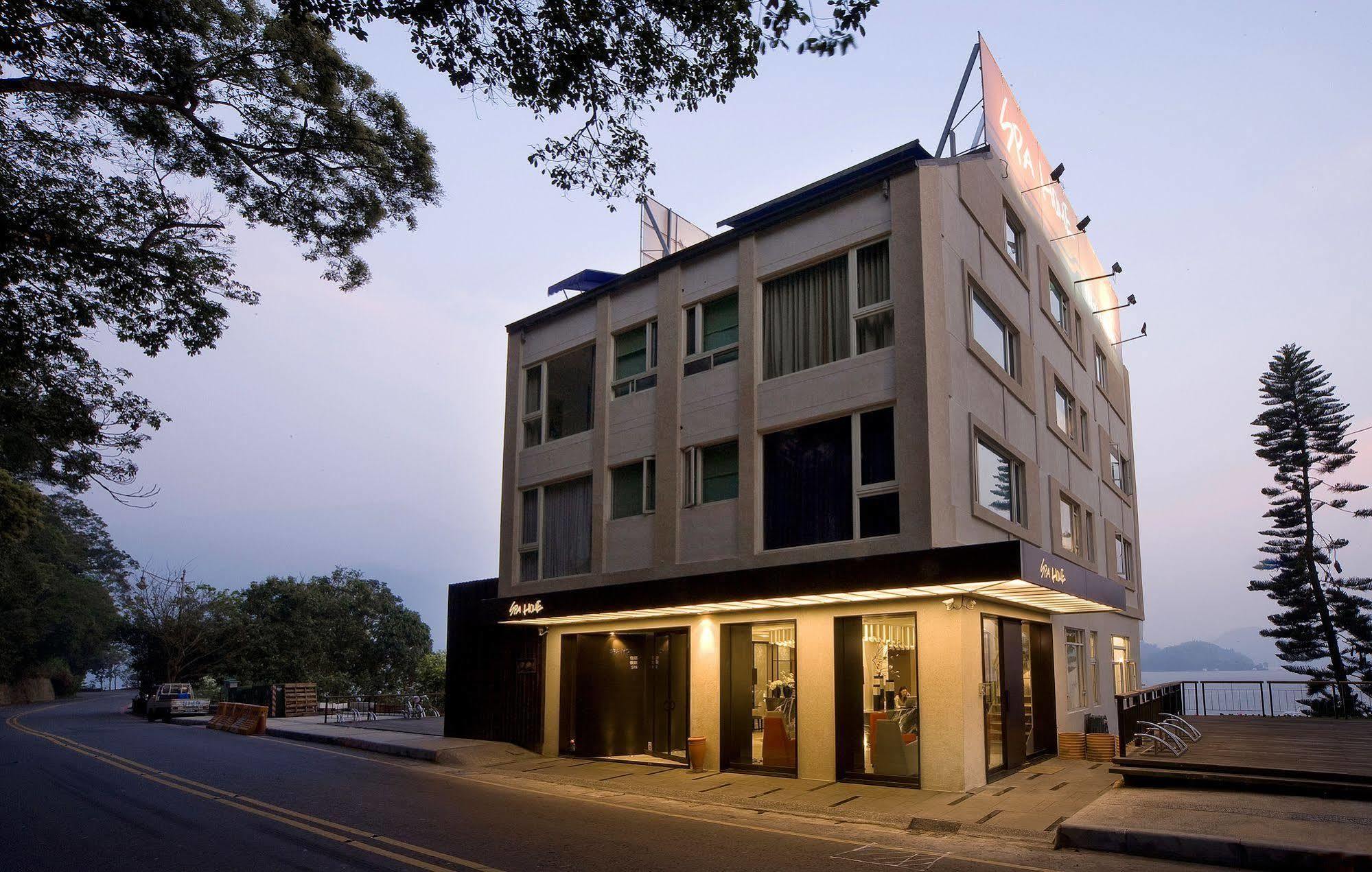 Spa Home Sun Moon Lake Luxury Lakeside Hotel Yuchi Exterior photo